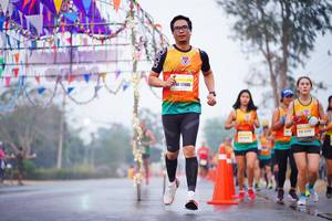 BIB: 13495
                            <button type="button" onclick="openModal(9928968)" class="btn btn-primary btn-sm float-right btn-popup" data-toggle="modal" data-target=".modal-high-quality">
                        <i class="fas fa-shopping-cart"></i> Add to Cart
                    </button>
                                            <button type="button" onclick="isThisMe(9928968, true)" class="btn btn-success btn-sm float-right btn-popup btn-isme hidden" data-toggle="tooltip" data-placement="bottom" title="นี่คือรูปของคุณใช่ไหม คลิกที่นี่เพื่อเอาเข้าอัลบั้ม">
                        <i class="fas fa-plus"></i> Add to album
                    </button>
                    <button type="button" onclick="isThisMe(9928968, false)" class="btn btn-warning btn-sm float-right btn-popup btn-isnotme hidden">
                        <i class="fas fa-ban"></i> Remove from album
                    </button>